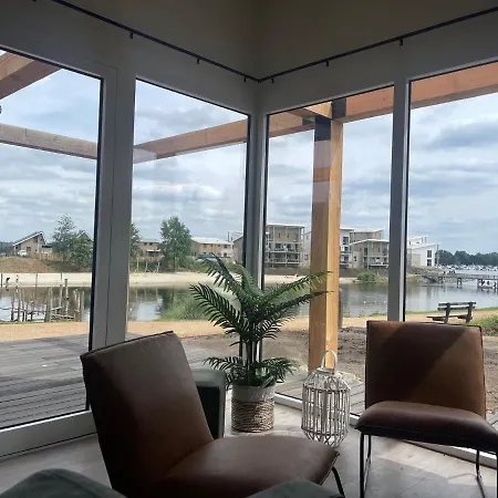 Beautiful With Air Conditioning In A On The Leukermeer Tatil Evi Well (Limburg)