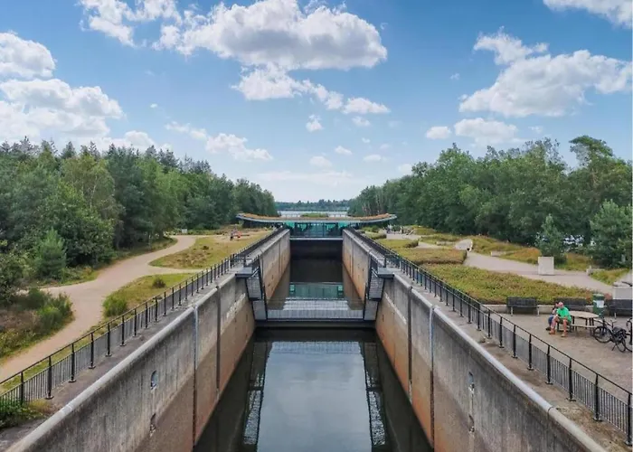 Luxury With View Well (Limburg)